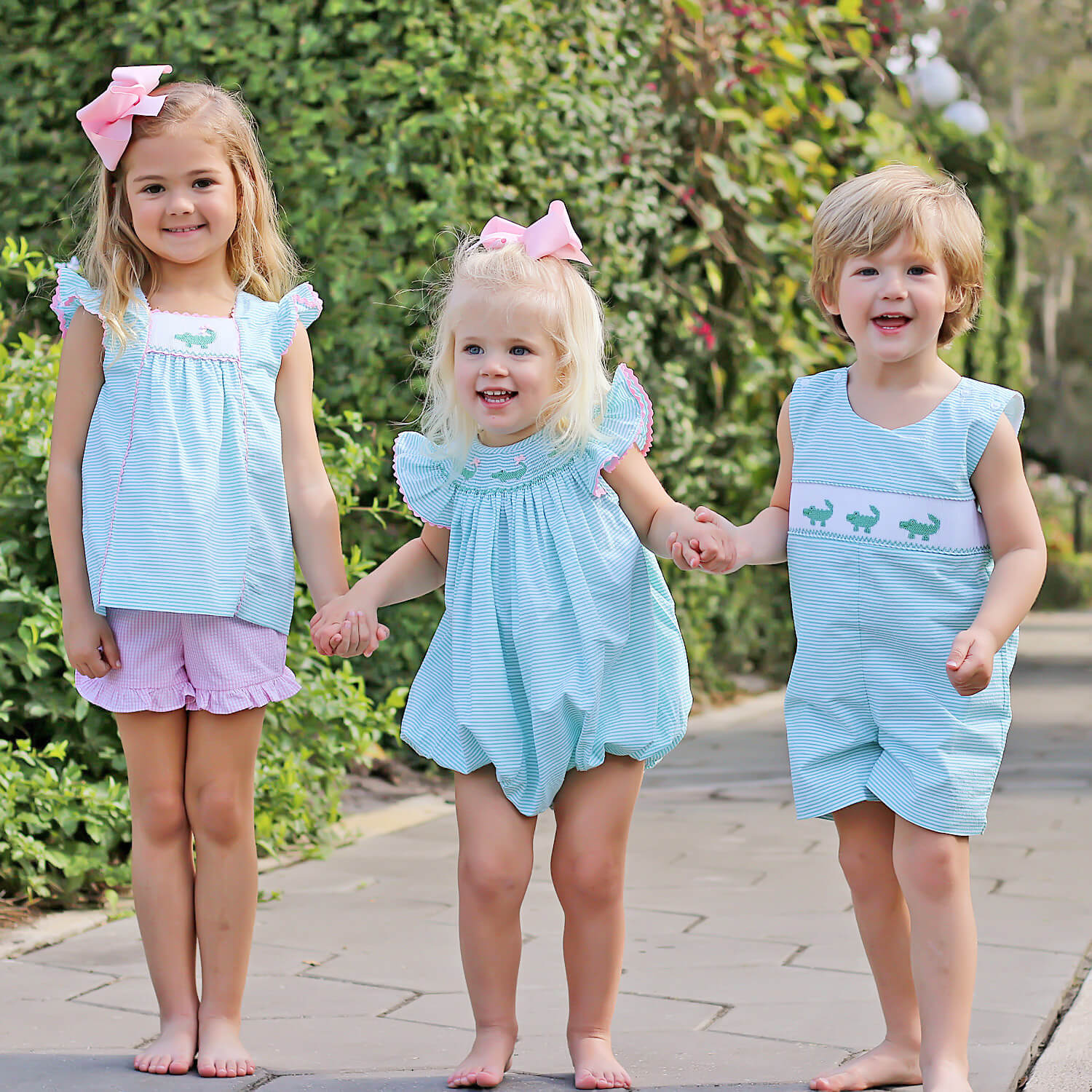 Green Seersucker Alligator Smocked Short Set - Image 5