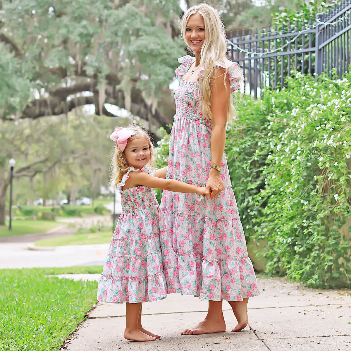 Vintage Rose Willow Women's Dress